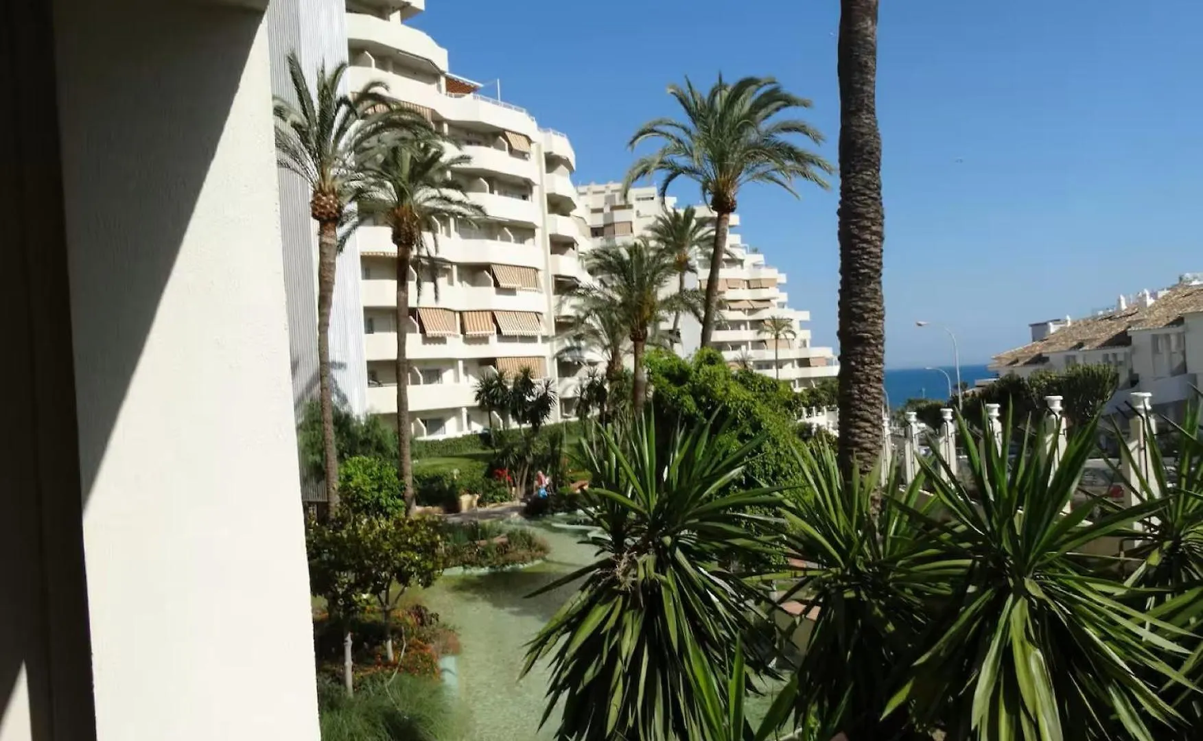 Apartment Benalbeach!! First Line Beach & Pools Benalmadena